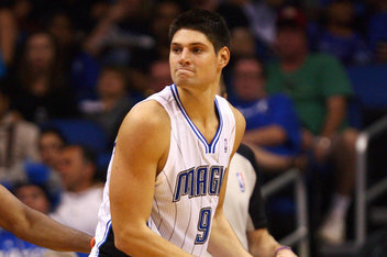 欧冠大神：鹏哥解球10连红 琛茹、小盼哥24中22